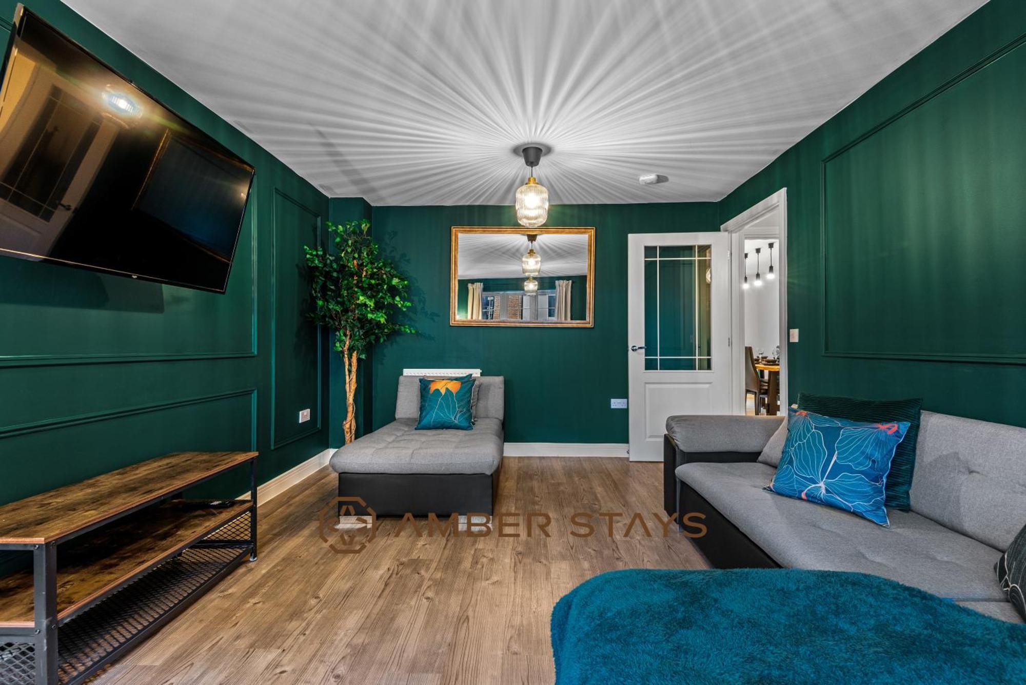Spacious 5 Bed House In Reading By Amber Stays, Perfect For Business & Contractors, Sleeps 12! エクステリア 写真